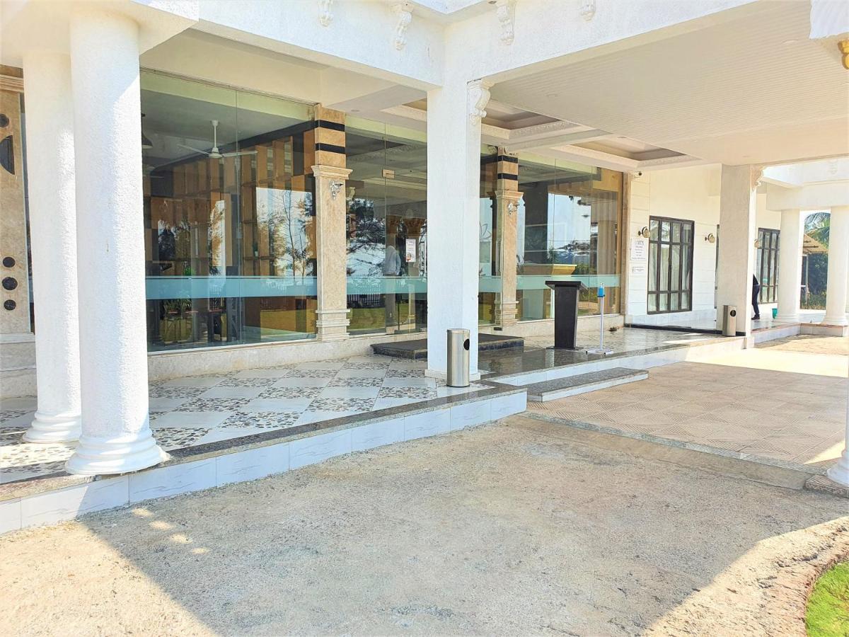 Vits Excellensea Karde Beach Dapoli Exterior photo